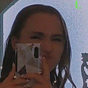 Meet your Posher, Liza